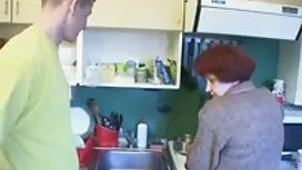 蓋伊和他的女朋友拍了肛交