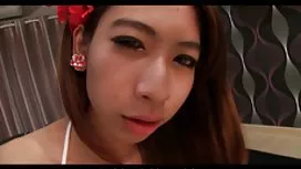女人和她的男朋友幫她媽的