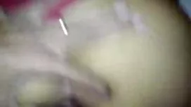 一個橡膠成員和他媽的男朋友一起玩絲襪
