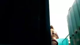 淋浴後的夫婦在姿勢69做愛