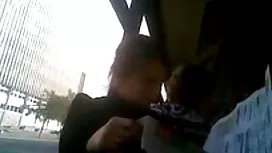 一個男人非常想念他的孩子