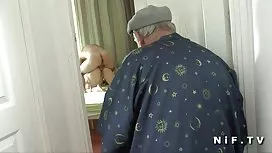 可愛亂搞大山雀的黑髮